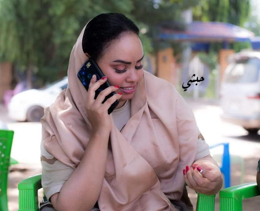 قافلة مبدعين وفنانيين لمساندة القوات المسلحة والدعم السريع في الفشقة