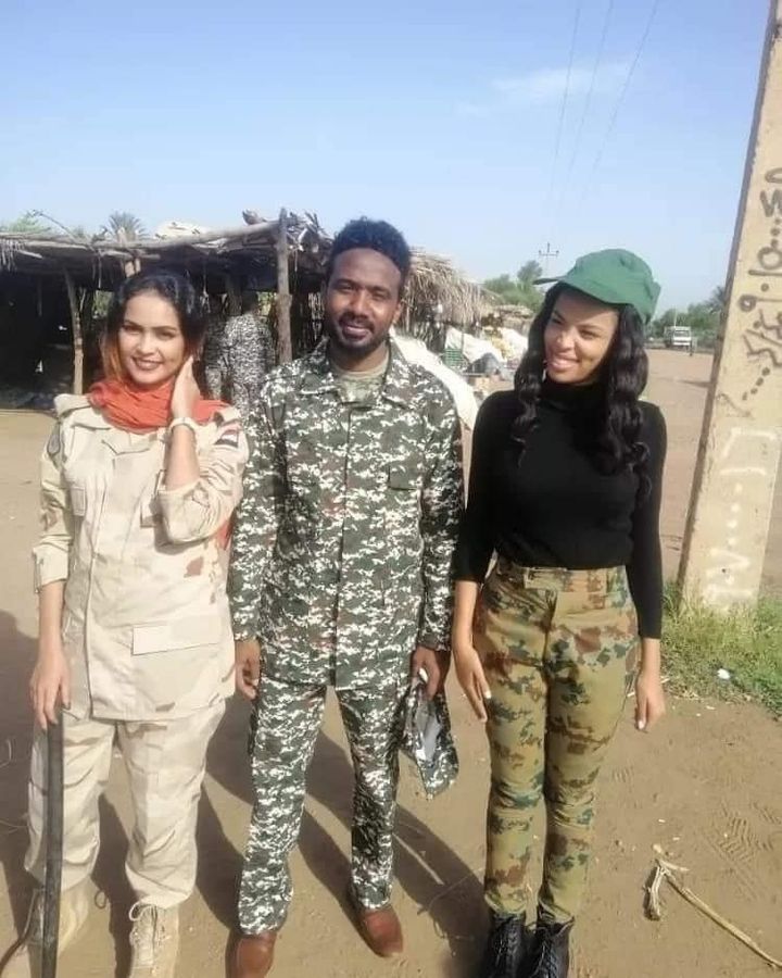 قافلة مبدعين وفنانيين لمساندة القوات المسلحة والدعم السريع في الفشقة