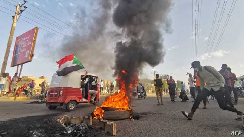 بايدن بحث مع المسؤول الأفريقي الحاجة إلى عودة الحكومة الانتقالية المدنية في السودان