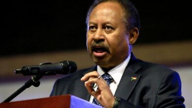 رئيس الحكومة السودانية المنحلة عبد الله حمدوك (رويترز)