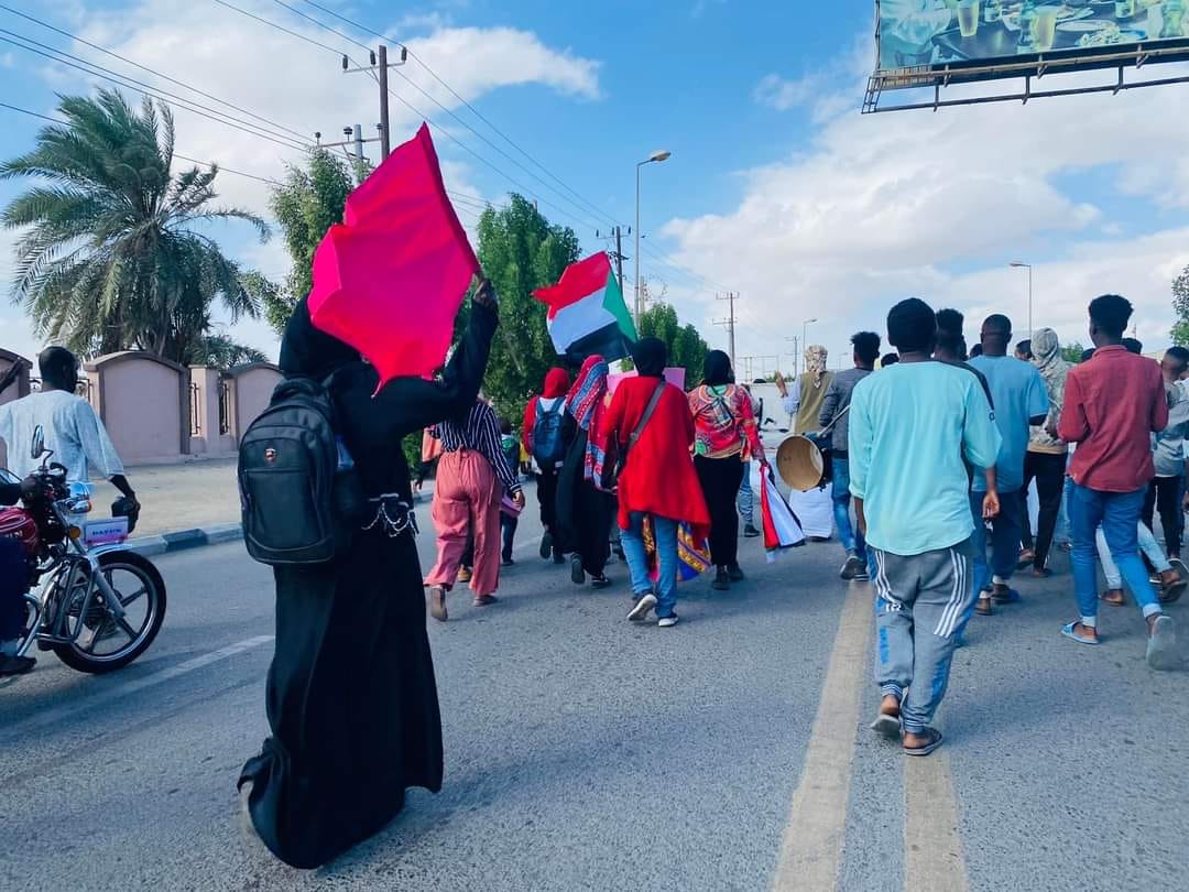 ثوار بورتسودان في مليونية 19 ديسمبر