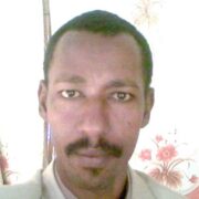 صورة النذير إبراهيم العاقب