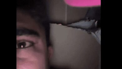 واتساب من تحت الأنقاض ينقذ شاباً تركياً من الموت
