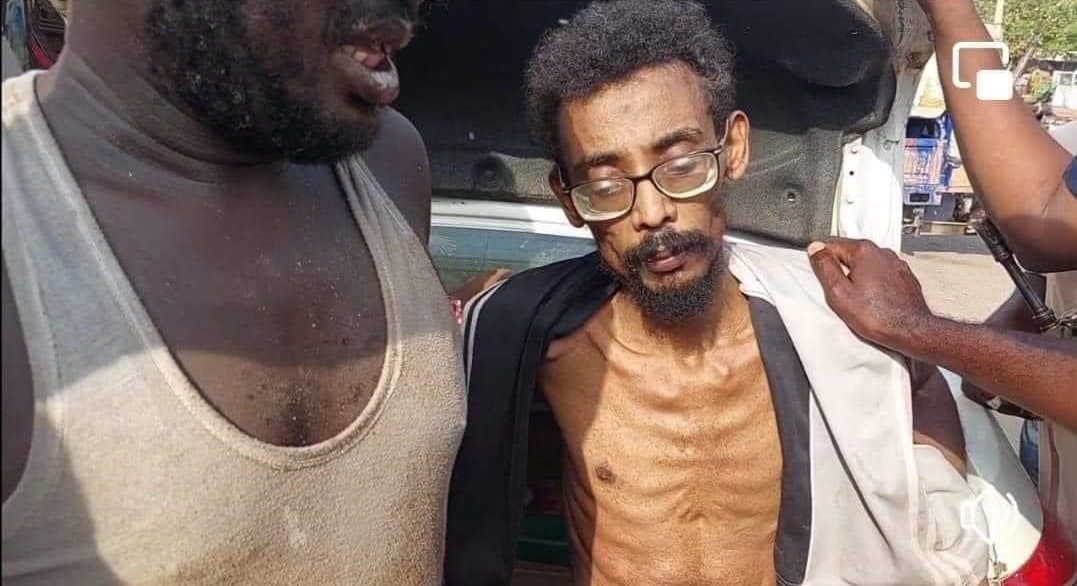 مواطن اسير حرره الدعم السريع من قبضة الجيش في المدرعات