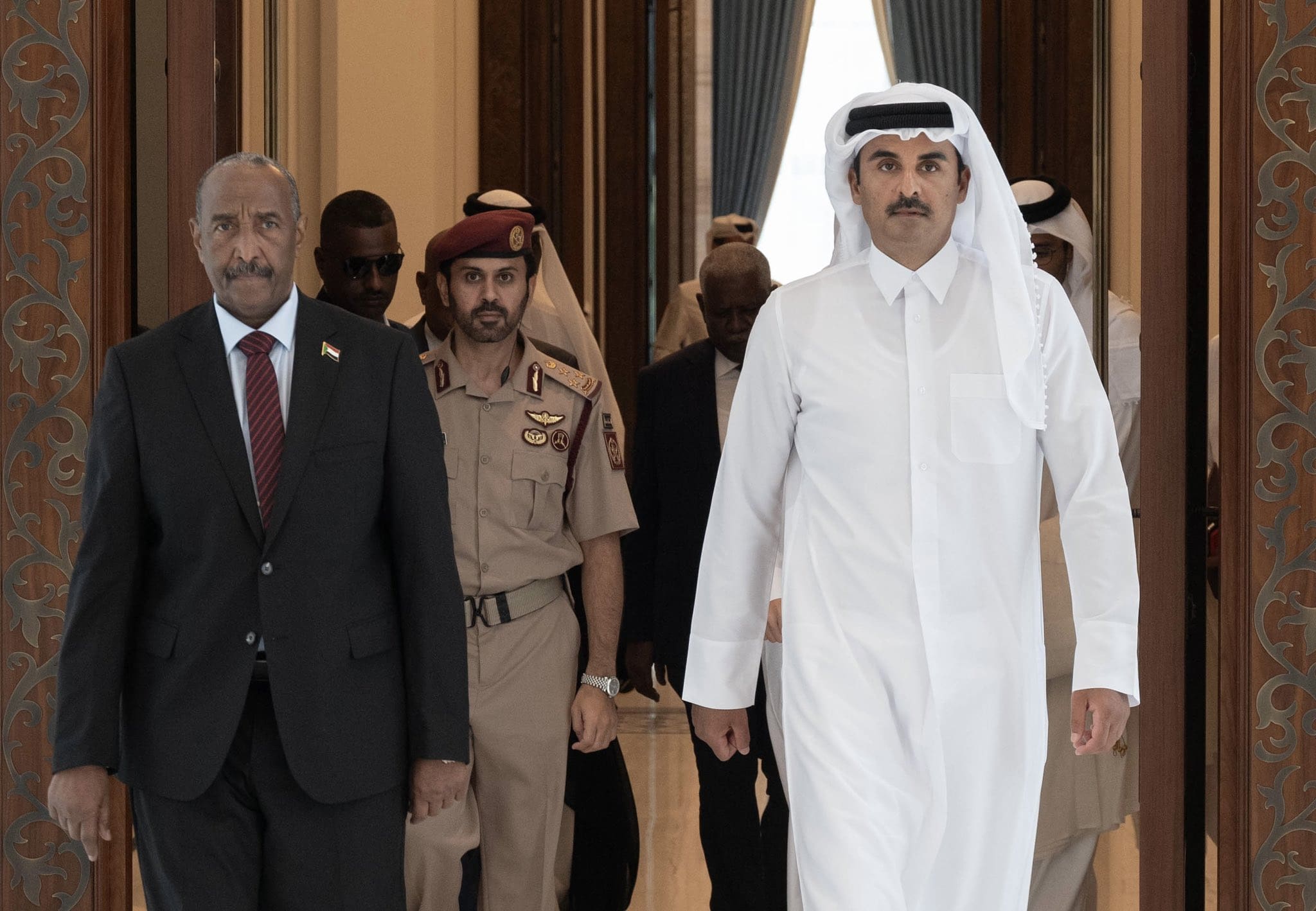 الأمير تميم والفريق البرهان