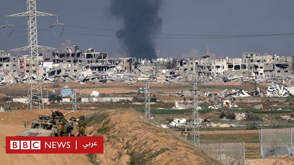 آلاف-الفلسطينيين-ينزحون-من-وسط-غزة-مع-تقدم-الجيش-الإسرائيلي