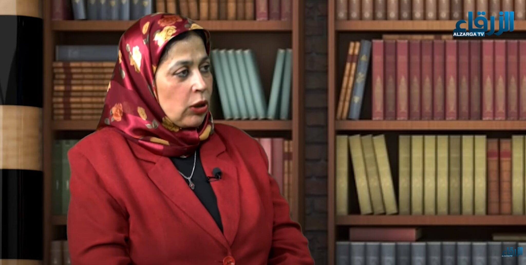 الصحفية المصرية أسماء الحسيني