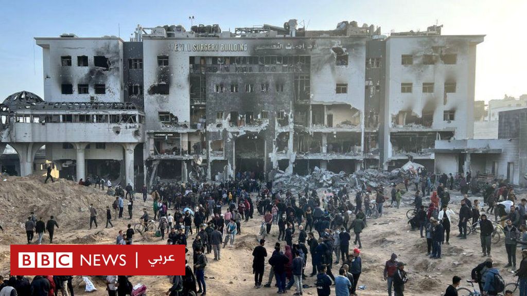 الجيش-الإسرائيلي-ينسحب-من-مجمع-الشفاء-بعد-حصاره-لأسبوعين،-ومصادر-تفيد-بانتشال-عشرات-الجثث-وتحلل-أخرى-داخل-المجمع
