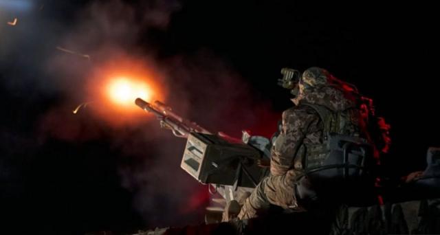 مدفعي أوكرانيا في مكان مجهول هذا الأسبوع