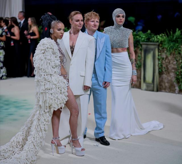 مشاهير خلال حفلة Met Gala.