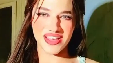 البلوغر ياسمين من مقطع فيديو