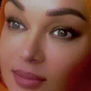 صورة لبنى إدريس