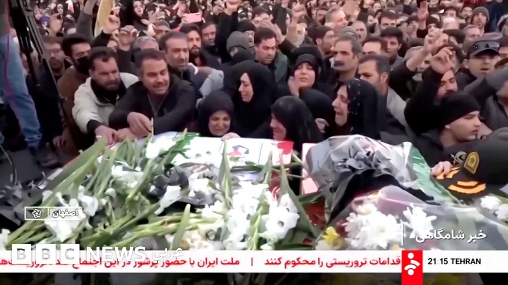 ترامب-يدرس-“خيارات-في-غاية-القوة”-في-إيران،-وطهران-تعلن-الحداد-ثلاثة-أيام